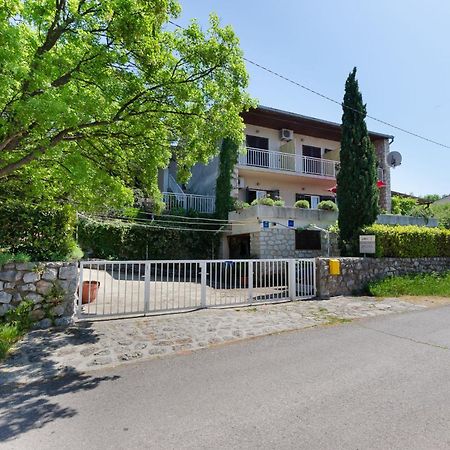 Apartments And Room Luka Klenovica Ngoại thất bức ảnh