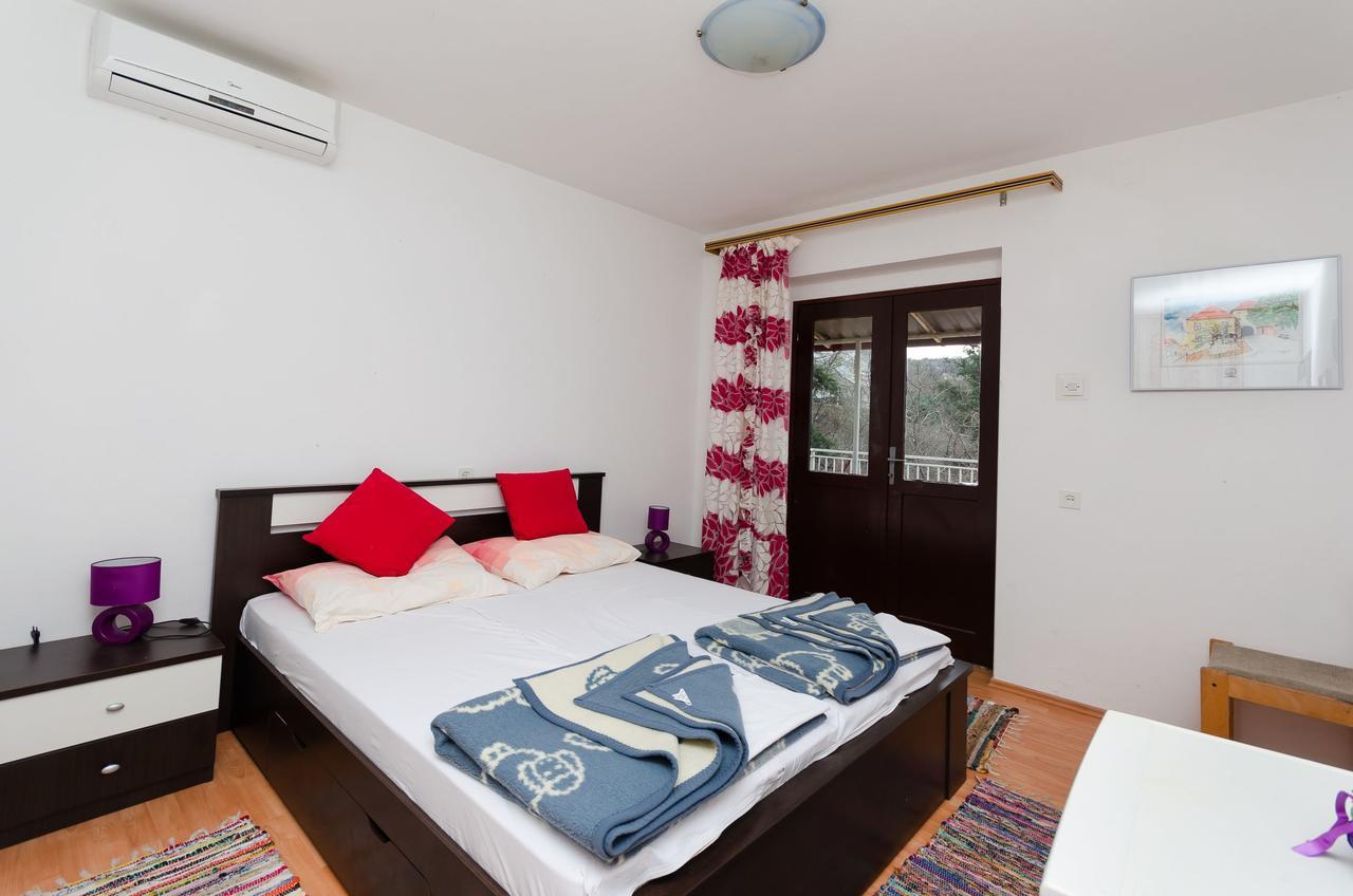Apartments And Room Luka Klenovica Ngoại thất bức ảnh